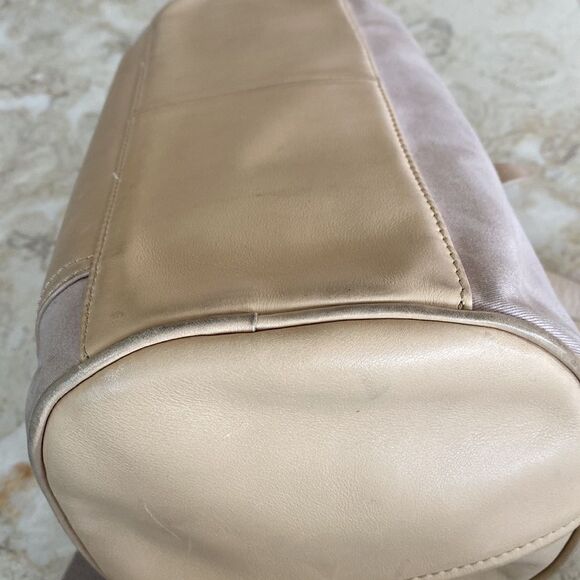 ED Ellen Degeneres Leather & Canvas Barrel Bag w/ Detachable Strap - Picture 15 of 16